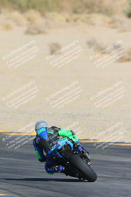 media/Dec-05-2024-Racers Edge (Thu) [[e102e0690b]]/3-B Group/Session 1 Turn 8 Backside/